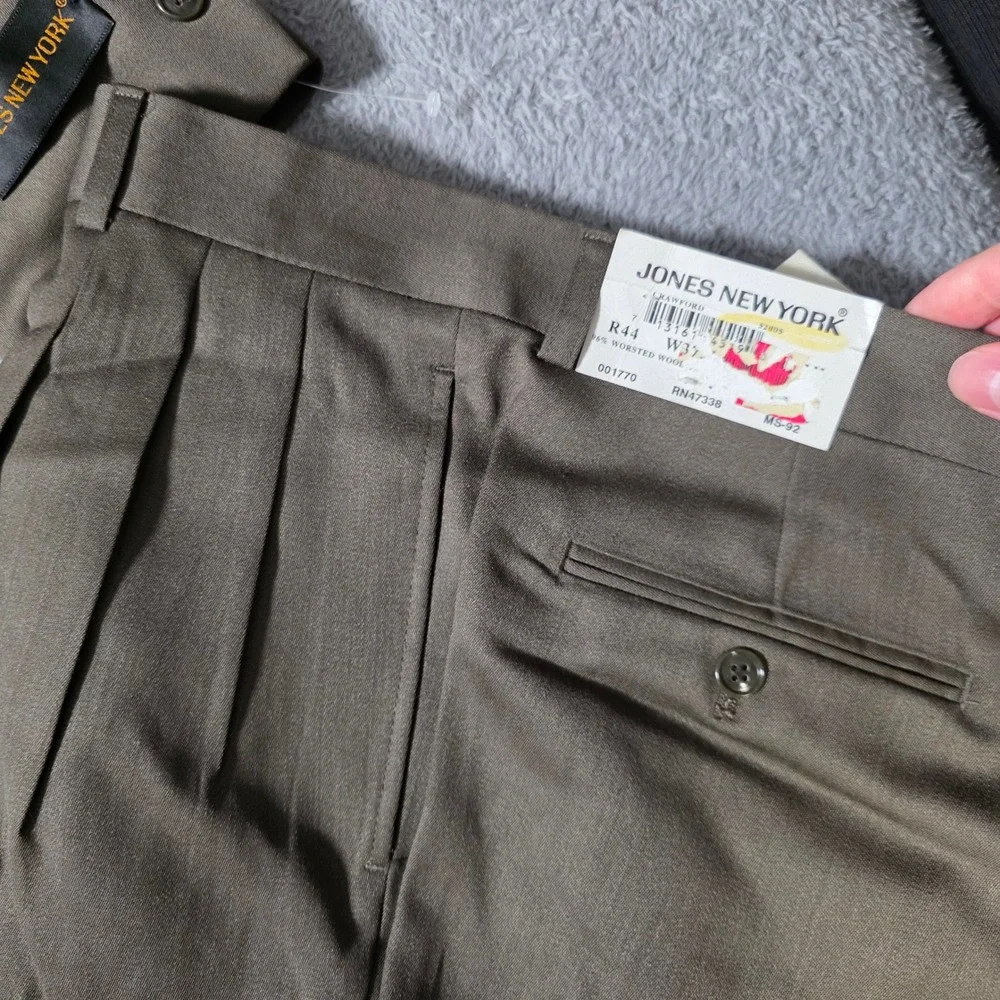 Jones New York Mens 44R 36W Suit Set Olive Brown Double Breasted Wool Pleated